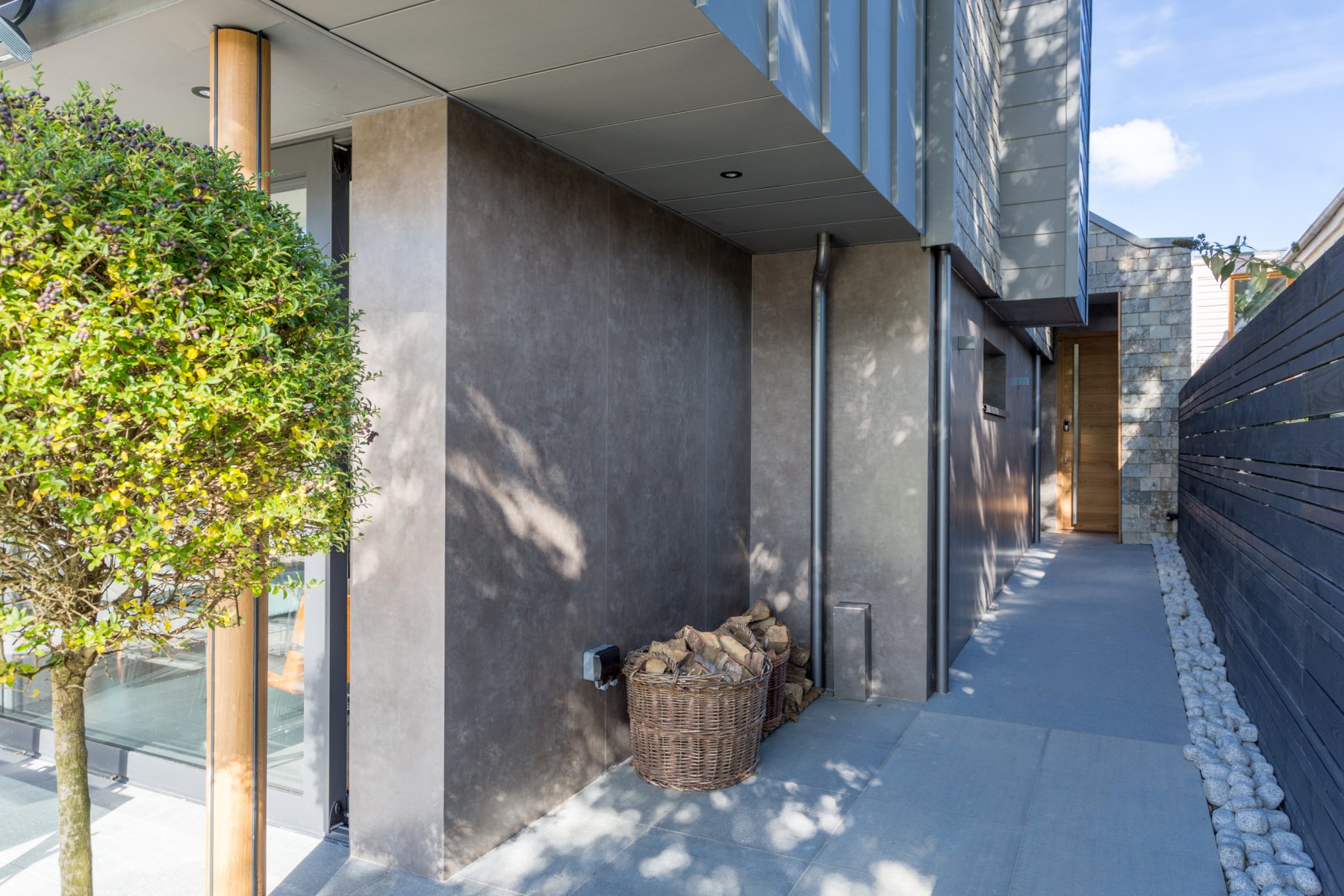 goulden-sons-burgage-house-6
