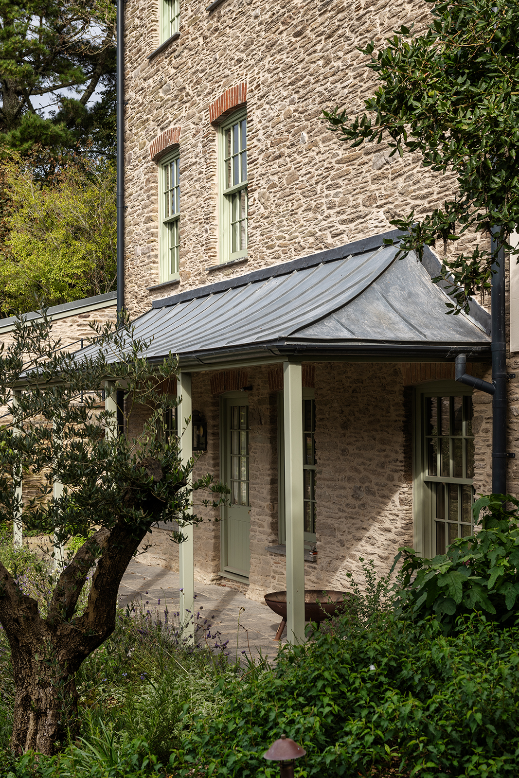 goulden-sons-south-devon-farmhouse-7
